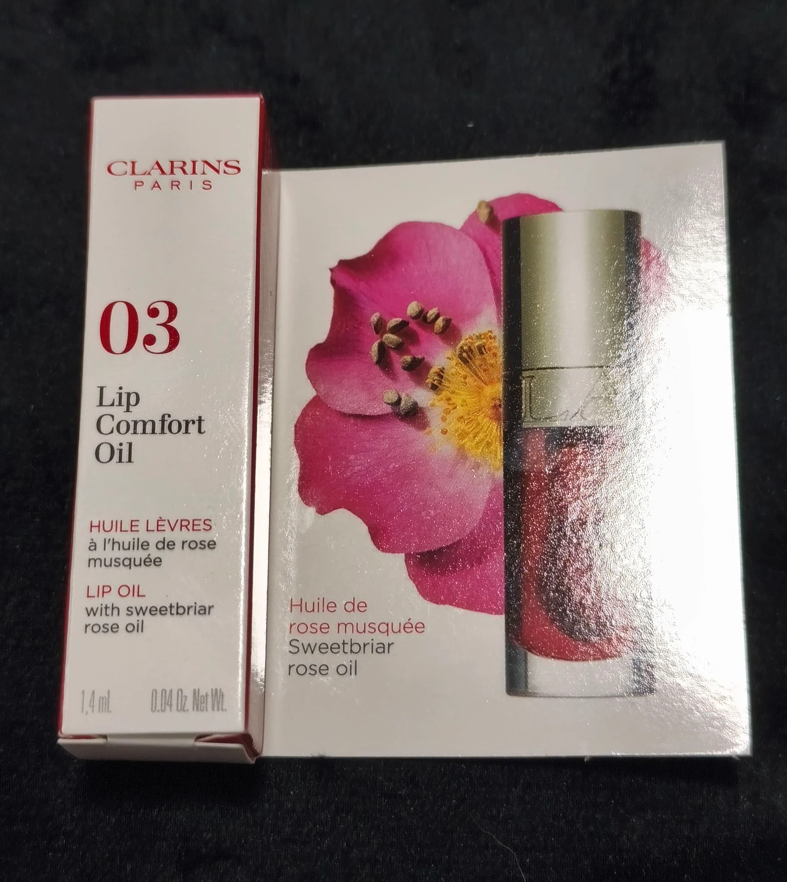 Neceser con 4 productos de maquillaje Clarins – photo 4